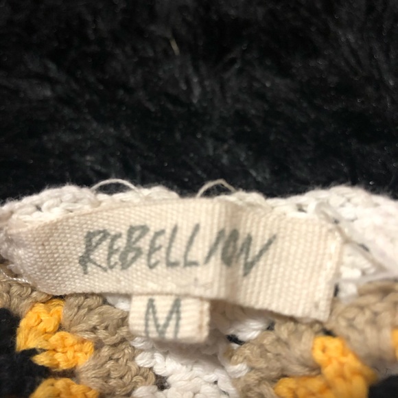 Crochet top - Picture 2 of 3